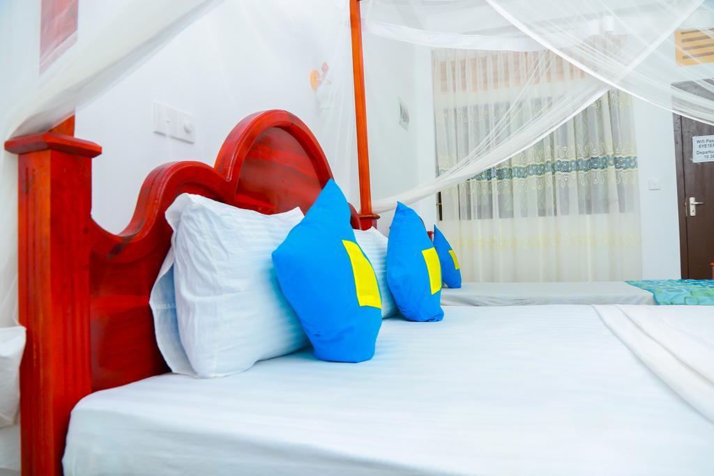 Autumn Moon Beach Cabanas Тангале Екстериор снимка