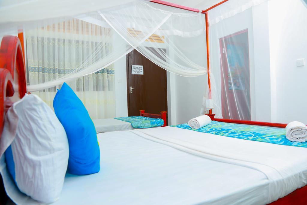 Autumn Moon Beach Cabanas Тангале Екстериор снимка